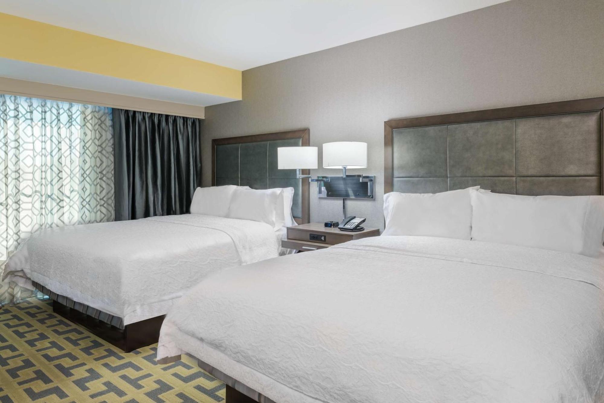 Hampton Inn & Suites Tampa Airport Avion Park Westshore Bagian luar foto